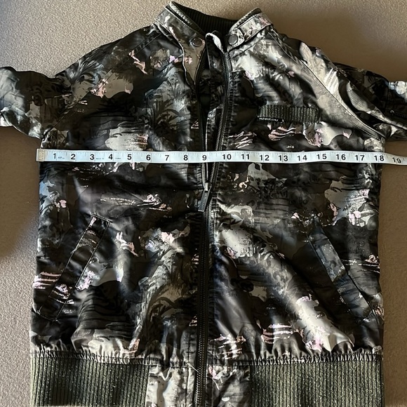 MEMBERS ONLY Satin Camo Pink & Army Green Bomber Jacket- - Picture 4 of 10